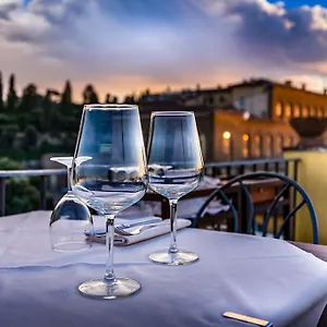 Hotel La Scaletta Al Ponte Vecchio, Firenze
